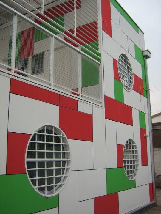 Sala Cuna fachada pizarreño